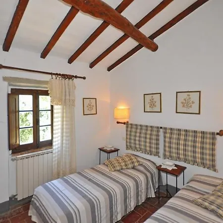 Borgo Del Castagno 哥尔顿