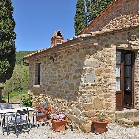 Borgo Del Castagno 哥尔顿